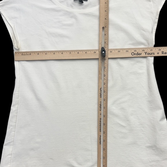 Eileen Fisher Shirt Womens Small White Scoop Neck Cap Sleeve Crepe Knit Made USA - Picture 9 of 11